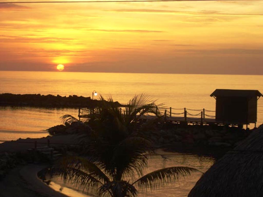 Hotel La Fragata Covenas Ngoại thất bức ảnh